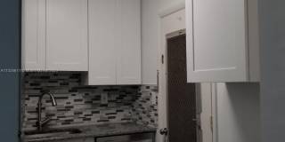 2990 NE 16th Ave 2990 NE 16th Ave Photo Gallery 1