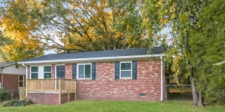 2746 Mary Ave 2746 Mary Ave Photo Gallery 1