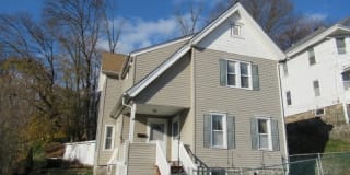 105 N Sussex St 105 N Sussex St Photo Gallery 1