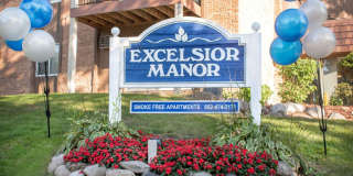 Excelsior Manor Excelsior Manor Photo Gallery 1