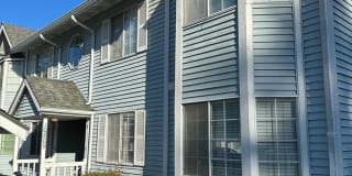 10809 Se 172nd St #1-D 10809 Se 172nd St #1-D Photo Gallery 1
