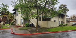 1800 E Old Ranch Rd. #135 1800 E Old Ranch Rd. #135 Photo Gallery 1