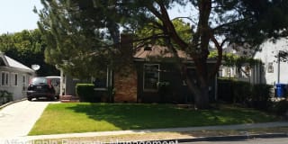 5649 Berkshire Dr. 5649 Berkshire Dr. Photo Gallery 1