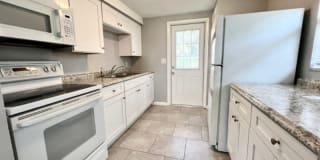 5302 N Falkenburg Rd#1 5302 N Falkenburg Rd#1 Photo Gallery 1