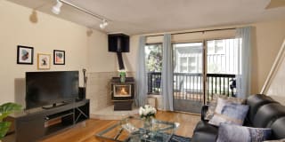 720 W Hopkins Avenue 720 W Hopkins Avenue Photo Gallery 1
