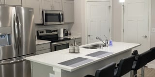 1501 N Windsor Ave 1501 N Windsor Ave Photo Gallery 1