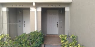 5409 SW 125th Ter 5409 SW 125th Ter Photo Gallery 1