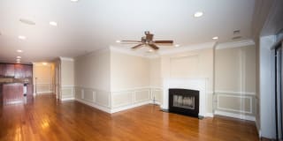 2904 W Belmont Ave 2904 W Belmont Ave Photo Gallery 1