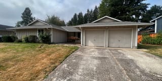 2342 SE 7th Street 2342 SE 7th Street Photo Gallery 1