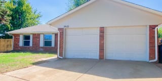 2912 Fairfield Dr 2912 Fairfield Dr Photo Gallery 1