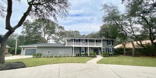 226 Country Club Road 226 Country Club Road Photo Gallery 1