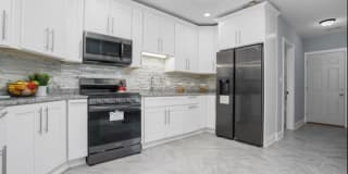 4706 W Superior St # 2 4706 W Superior St # 2 Photo Gallery 1