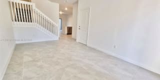 251 SW 159th Ter 251 SW 159th Ter Photo Gallery 1