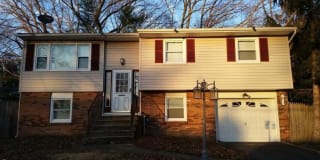 16 Oak Leaf Lane 16 Oak Leaf Lane Photo Gallery 1