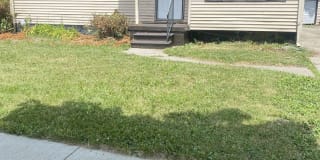 1318 W Mott Ave 1318 W Mott Ave Photo Gallery 1