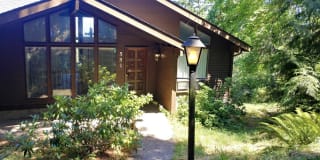 551 Brookside Drive 551 Brookside Drive Photo Gallery 1