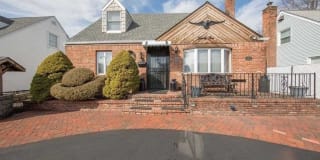 21 Gables Drive 21 Gables Drive Photo Gallery 1