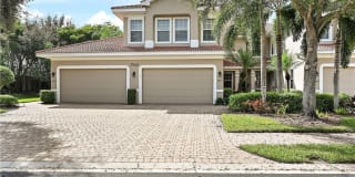 7832 Hawthorne Drive 7832 Hawthorne Drive Photo Gallery 1