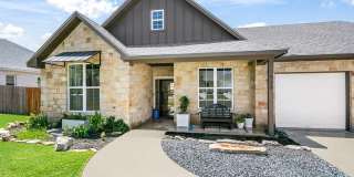 713 Emory Dr 713 Emory Dr Photo Gallery 1