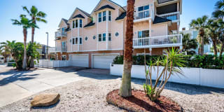 108 8TH AVE N 108 8TH AVE N Photo Gallery 1