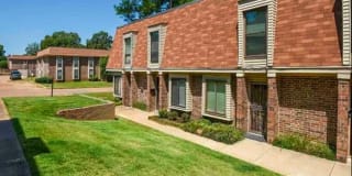 1896 Poplar Woods Cir E #1 1896 Poplar Woods Cir E #1 Photo Gallery 1
