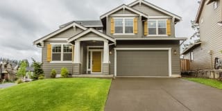 2160 NE 38th Circle 2160 NE 38th Circle Photo Gallery 1