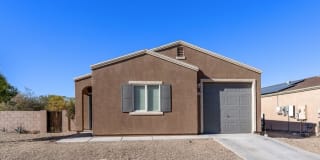 7060 South Red Maids Drive 7060 South Red Maids Drive Photo Gallery 1