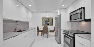 10175 Collins Ave 10175 Collins Ave Photo Gallery 1