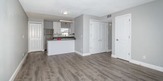 Seaside Apartments Seaside Apartments Photo Gallery 1