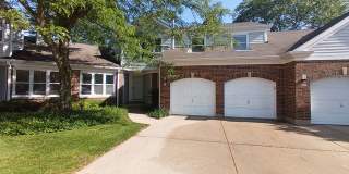 2544 Live Oak Ln #1 #1 2544 Live Oak Ln #1 #1 Photo Gallery 1