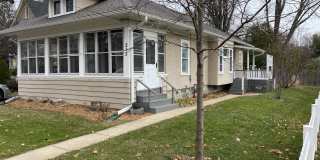 212 North Prairie Street North 212 North Prairie Street North Photo Gallery 1