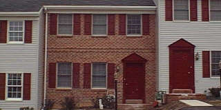 200 ROBIN HILL CIRCLE 200 ROBIN HILL CIRCLE Photo Gallery 1