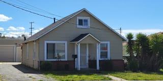 5647 Shasta Avenue 5647 Shasta Avenue Photo Gallery 1