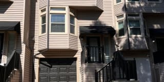 1219 S. Lawton Ave. - Unit 10 1219 S. Lawton Ave. - Unit 10 Photo Gallery 1