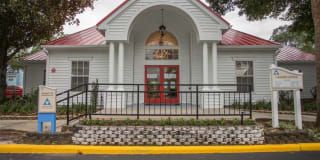 Advenir at the Oaks Advenir at the Oaks Photo Gallery 1