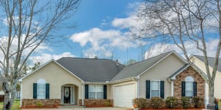 5025 Towne Park Dr 5025 Towne Park Dr Photo Gallery 1