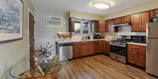 The Clarendon Apartment Homes The Clarendon Apartment Homes Photo Gallery 1