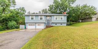 727 Oakhill Dr 727 Oakhill Dr Photo Gallery 1
