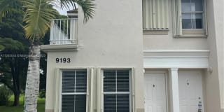 9193 Fontainebleau Blvd 9193 Fontainebleau Blvd Photo Gallery 1