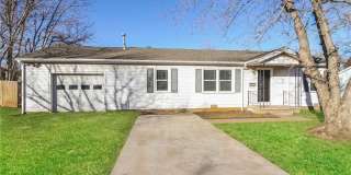 4205 SE 41st Street 4205 SE 41st Street Photo Gallery 1