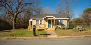 322 Spence Street 322 Spence Street Photo Gallery 1