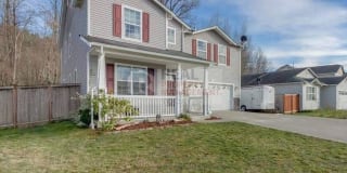 924 Daffodil Ave NE 924 Daffodil Ave NE Photo Gallery 1