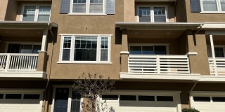 1800 Oak St #421 1800 Oak St #421 Photo Gallery 1