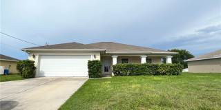 2132 Chiquita Boulevard N 2132 Chiquita Boulevard N Photo Gallery 1