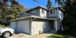 12619 Woodland Ave E 12619 Woodland Ave E Photo Gallery 1