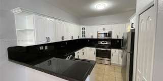 4361 SW 160th Ave 4361 SW 160th Ave Photo Gallery 1