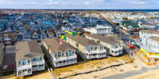 221-1 Beach Front 221-1 Beach Front Photo Gallery 1