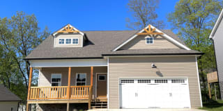 8047 SW Cobblestone Dr 8047 SW Cobblestone Dr Photo Gallery 1