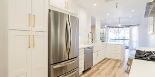 324 N Palm Dr 324 N Palm Dr Photo Gallery 1