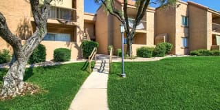 8256 East Arabian Trail 8256 East Arabian Trail Photo Gallery 1
